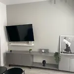 Апартаменти Cozy & Chic *